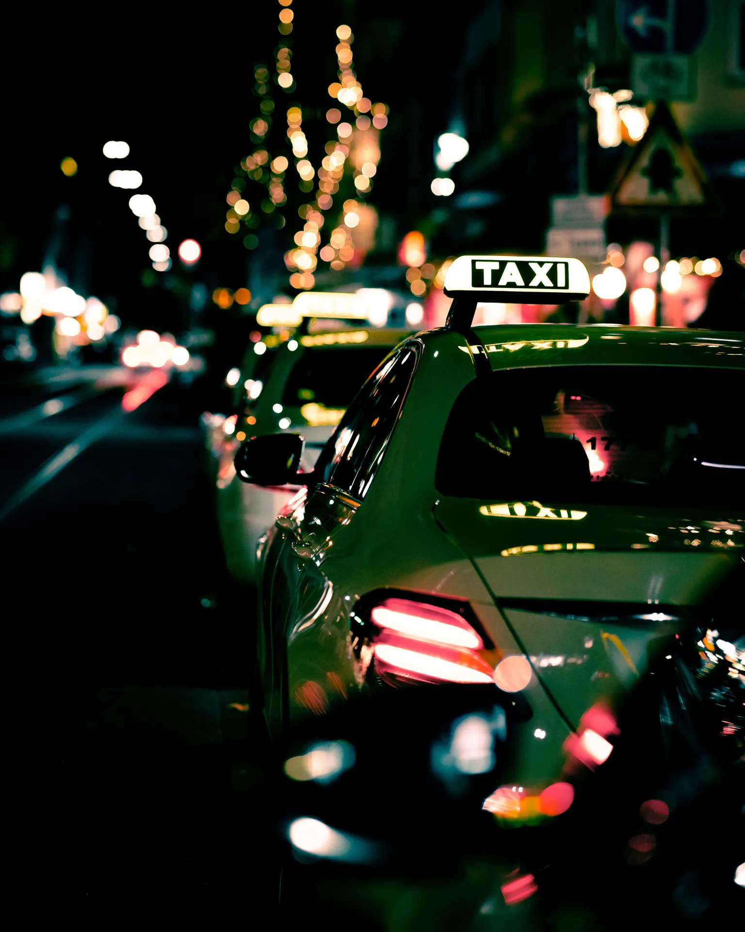 Car waiting at night for an Almaty airport transfer